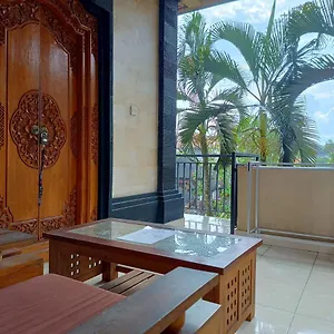 Homestay Nyoman House
