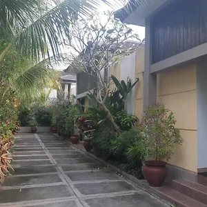 muaya-villa.hotelsseminyak.net/