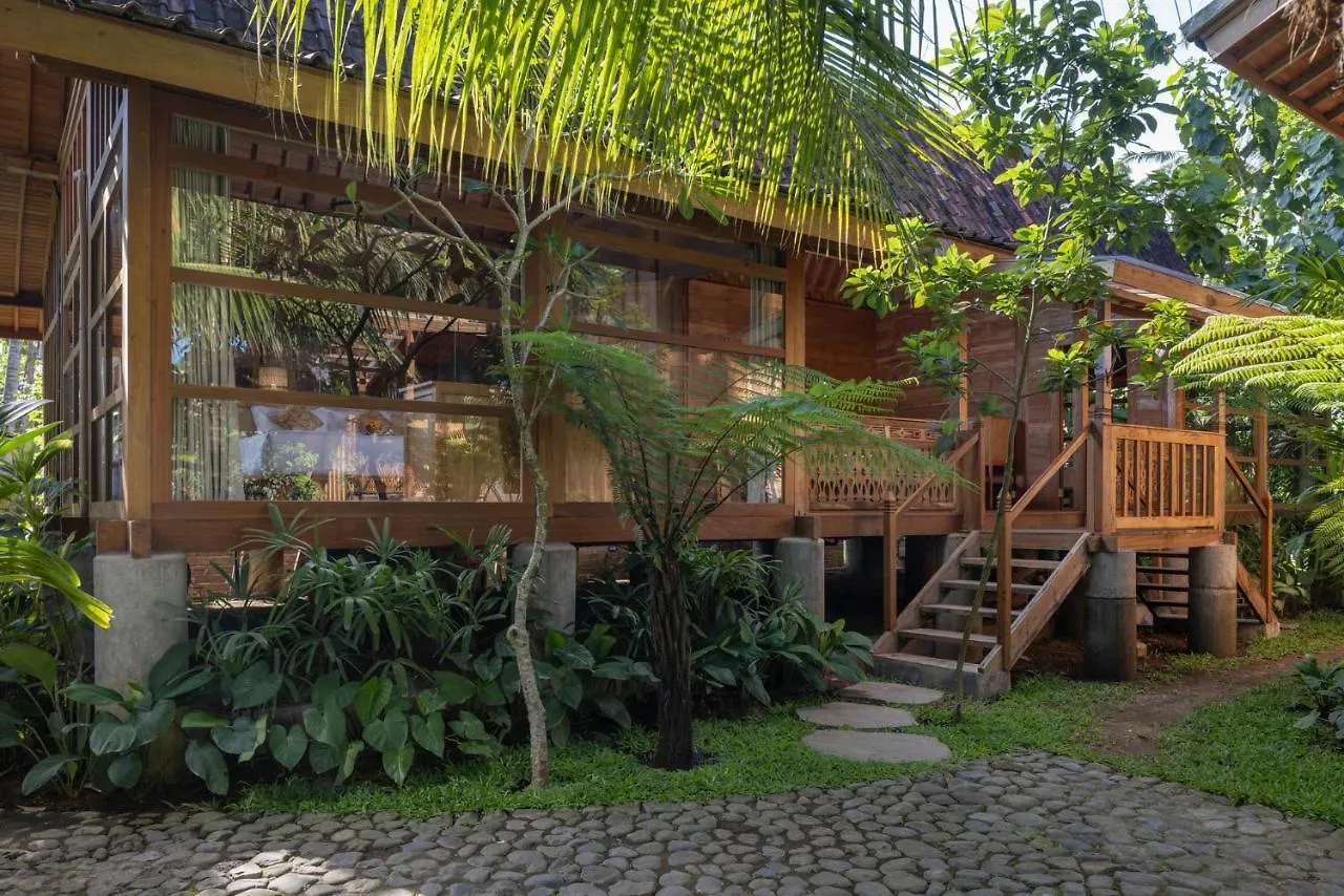 Rumah Kayu Resort Ubud